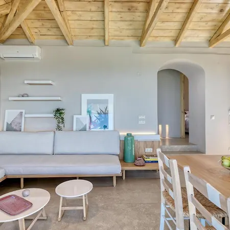 Stunning Lefkada - 2 Bedrooms - Souyadora - Infinty Pool - Far Reaching Sea Views * Cukaládesz
