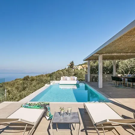 Villa Stunning Lefkada - 2 Bedrooms - Souyadora - Infinty Pool - Far Reaching Sea Views Cukaládesz