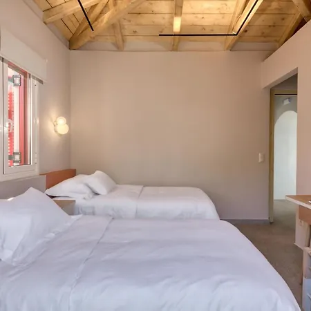 Stunning Lefkada - 2 Bedrooms - Souyadora - Infinty Pool - Far Reaching Sea Views 빌라 *