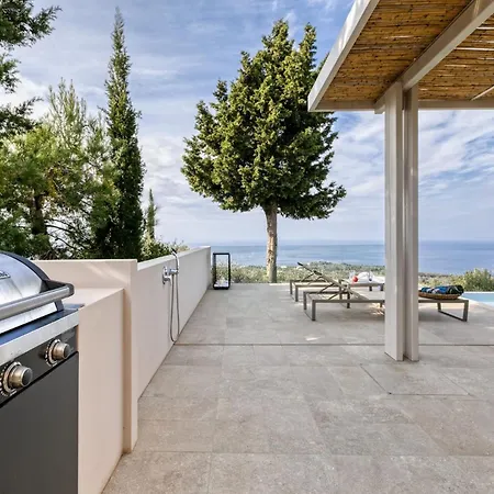 Stunning Lefkada - 2 Bedrooms - Souyadora - Infinty Pool - Far Reaching Sea Views 빌라 *